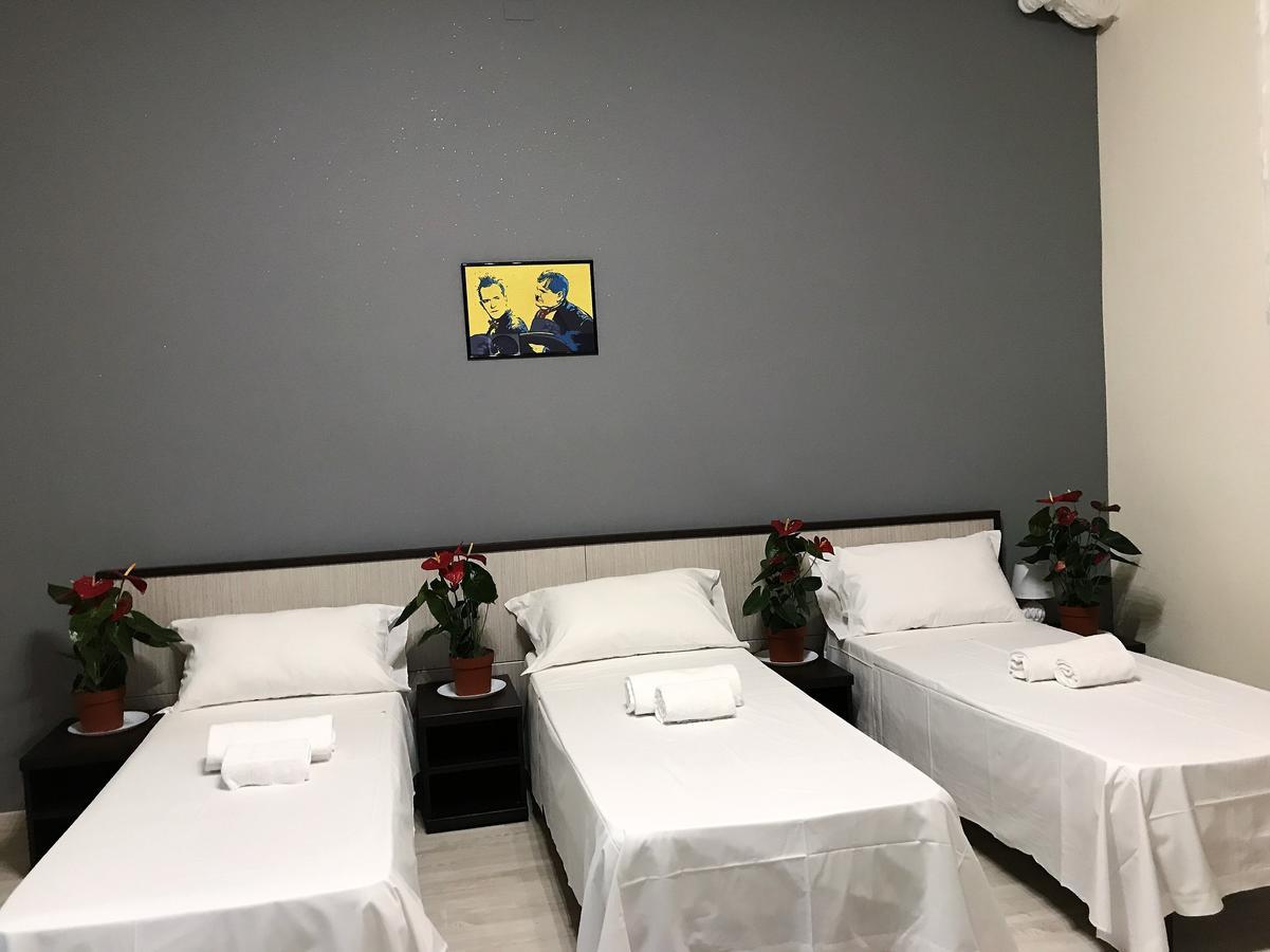 Hotel Paris Milánó Kültér fotó