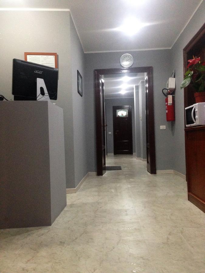 Hotel Paris Milánó Kültér fotó